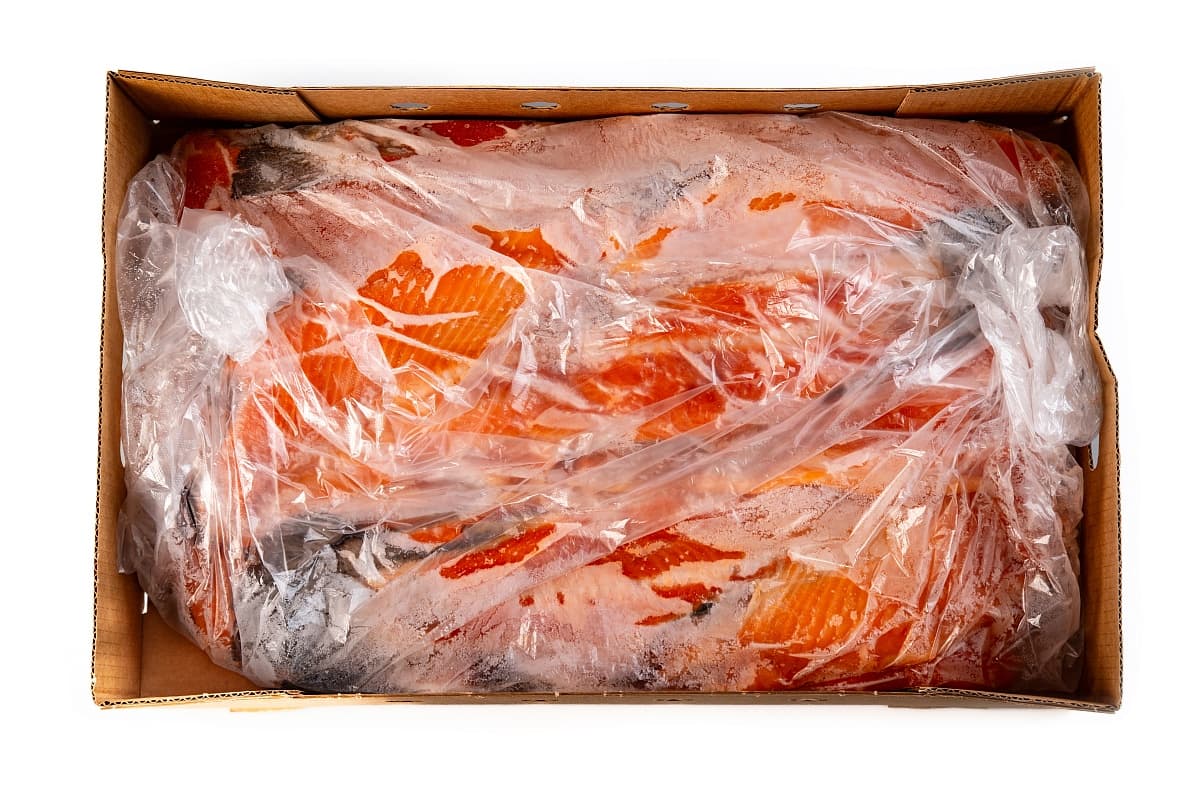 Форель зам. субпродукты хребты м/с н/калибр Н(с реберными костями) Беларусь 